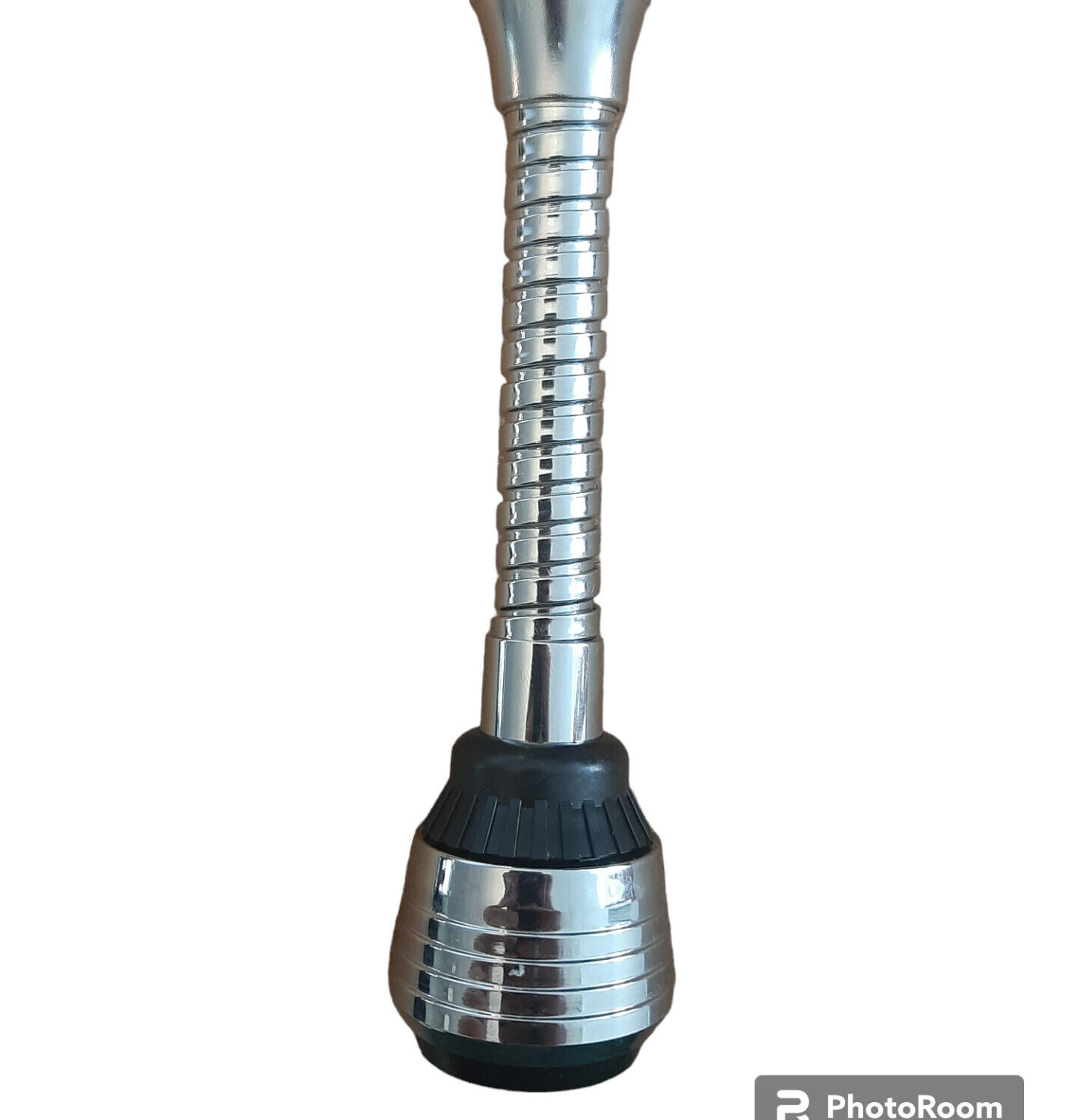 Régulateur de débit orientable avec flexible et multi-jet 5 l/min